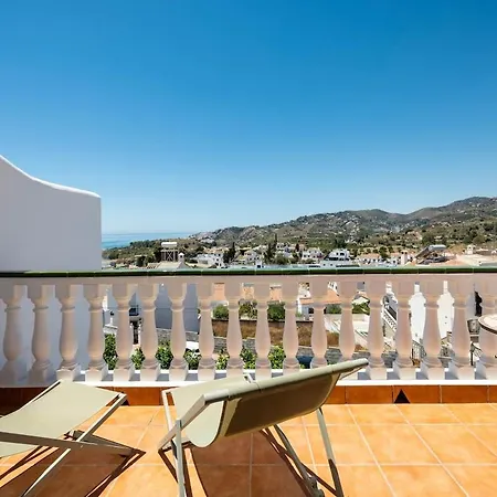 펜션 Casa Alboran With Jacuzzi, Billiard, Bbq And Sea View 네르하